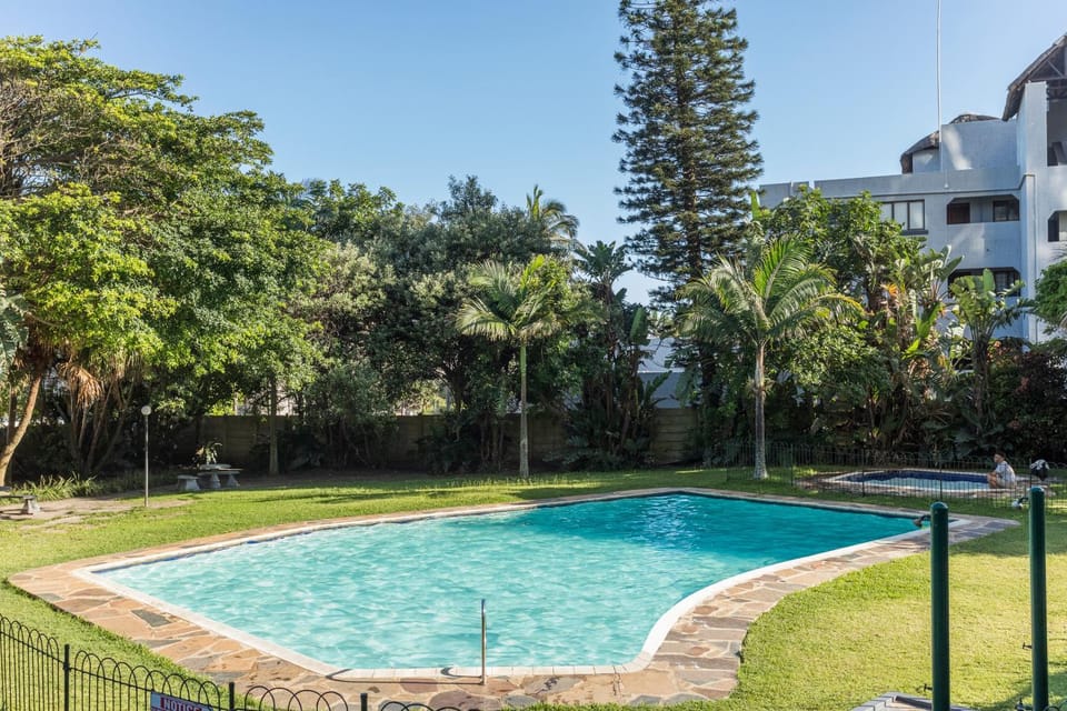Garden, Pool view, Swimming pool