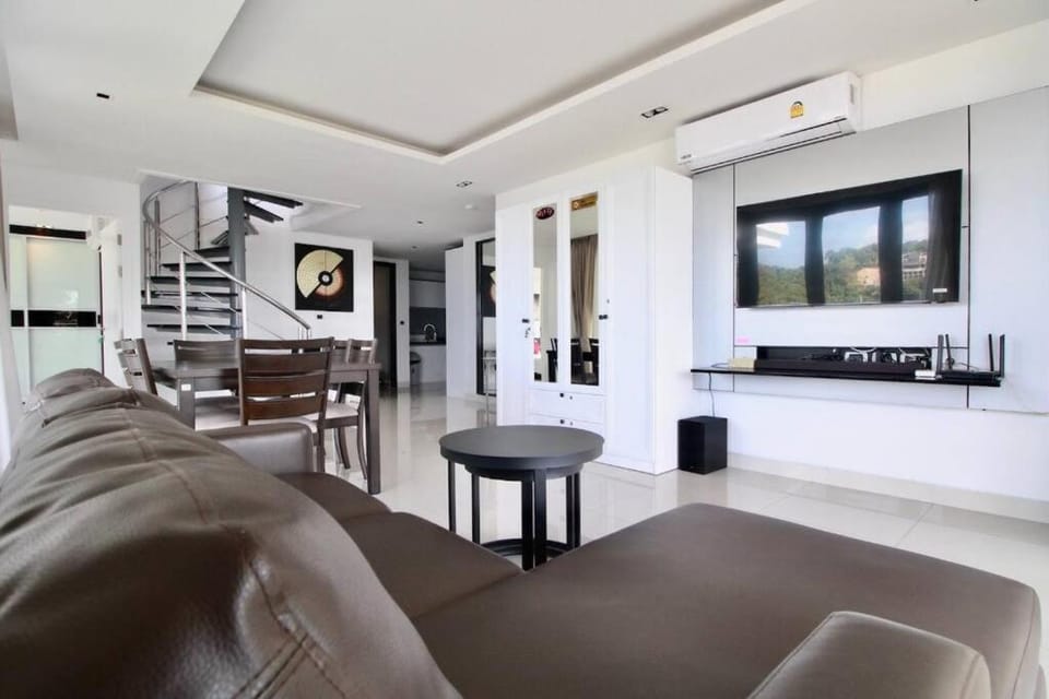 Luxury Rooftop Penthouse Apartment in Kamala