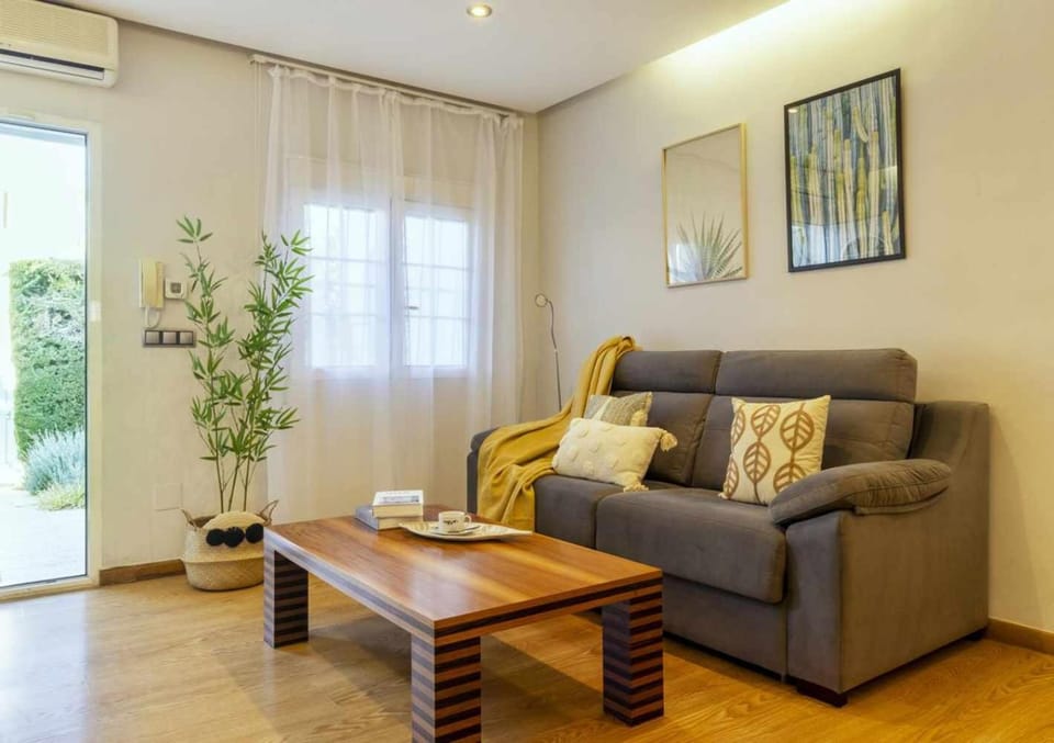 Villa Pink Villacosta Villa in Torrevieja