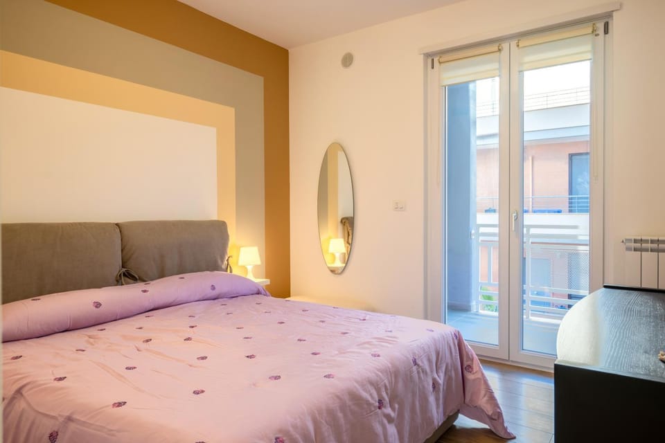 Property building, Living room, Bedroom