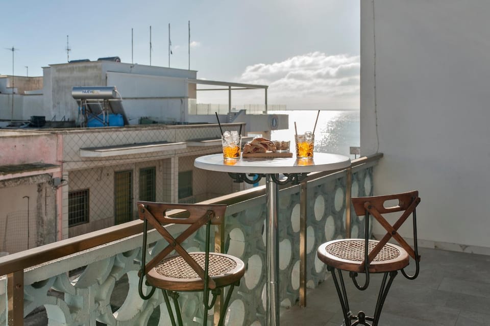 View (from property/room), Balcony/Terrace