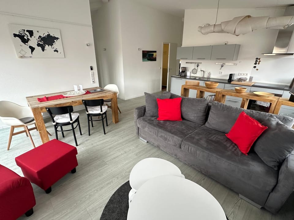 Living room, Dining area, kitchen