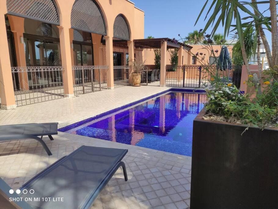 Balcony/Terrace, Swimming pool