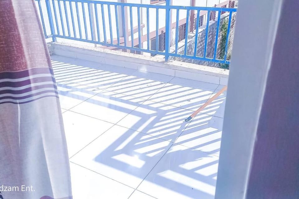 One Bedroom, two Beds Apt 215 Kisimani Heights Building, Mombasa Apartment in Mombasa County
