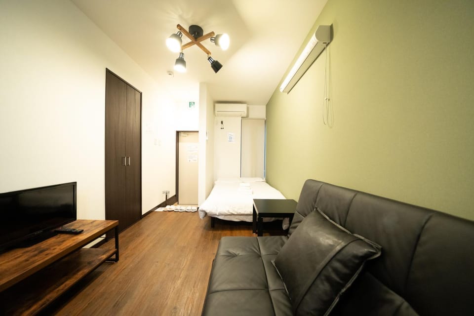 虹の宿101 Apartment in Osaka