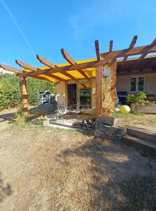 Joli studio climatisé House in Corsica