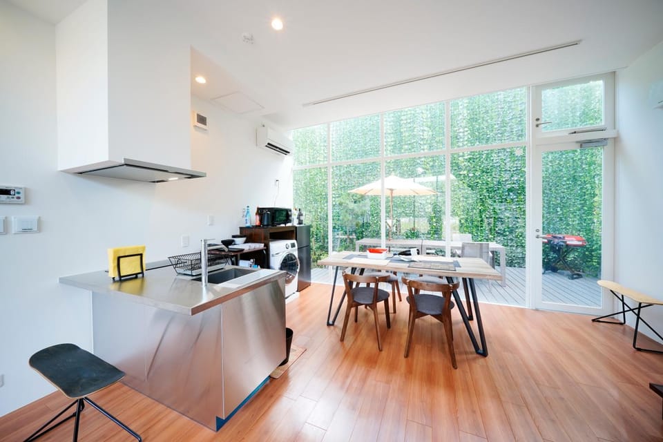 Kitchen or kitchenette, Living room, Dining area
