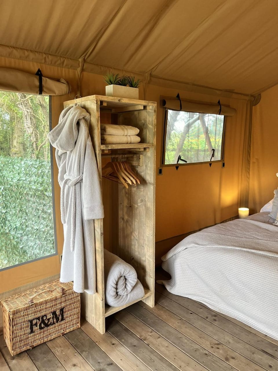 Property building, Bed, towels, wardrobe