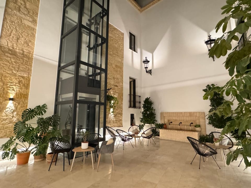 Patio, Internal: Not applicable to any particular room