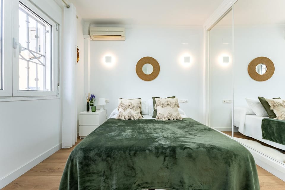 Living room, Bedroom