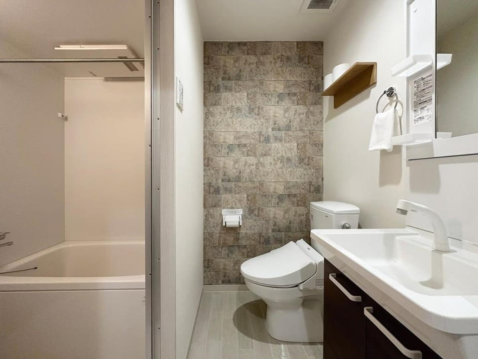 Yutori by b hotel - Apt for 3 ppl Near Onomichi North Station Apartment in Hiroshima Prefecture