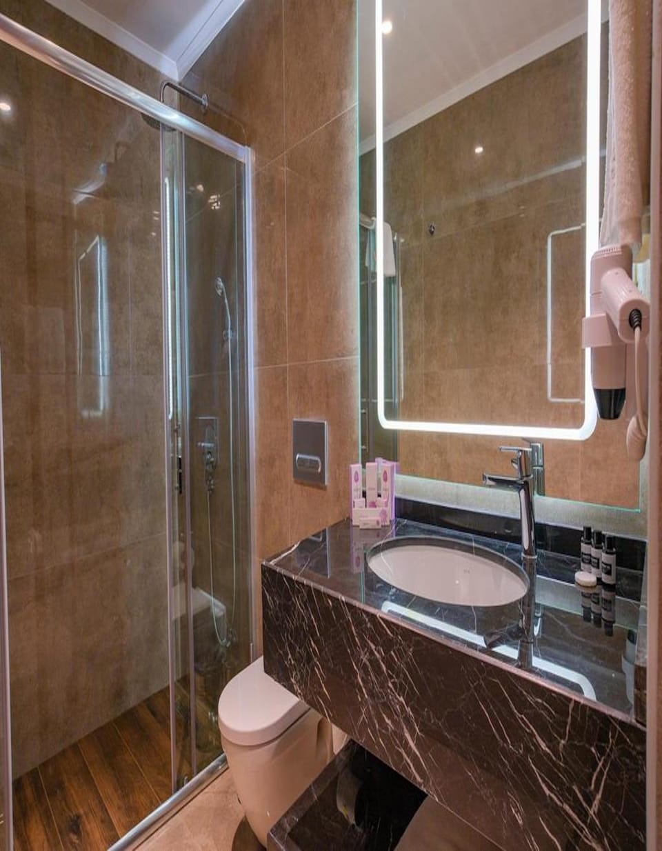 Ekor Elegance Hotel Hotel in Famagusta