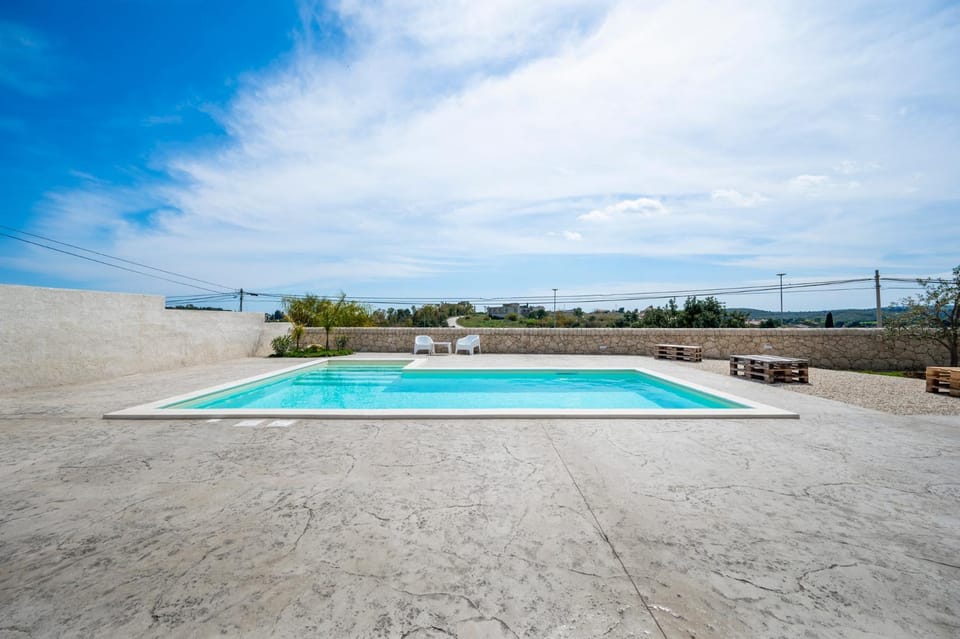 Pool view, Swimming pool