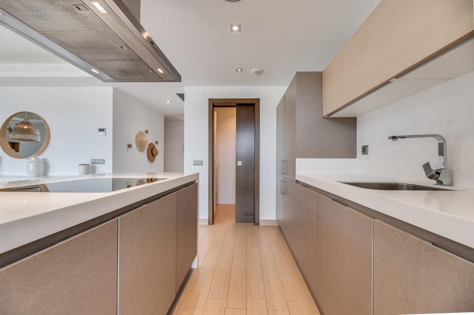Kitchen or kitchenette, Living room