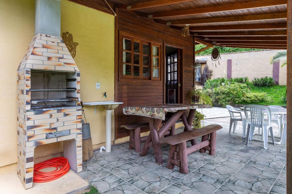 BBQ facilities, Balcony/Terrace, Seating area