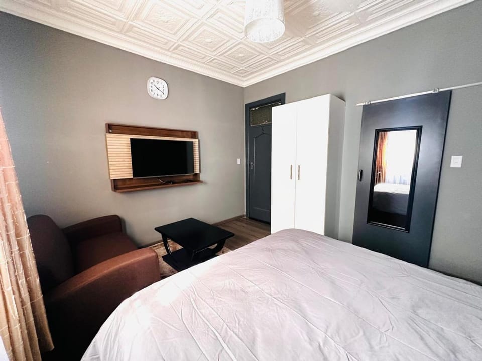 163 on Bez Unit 21 Vacation rental in Johannesburg