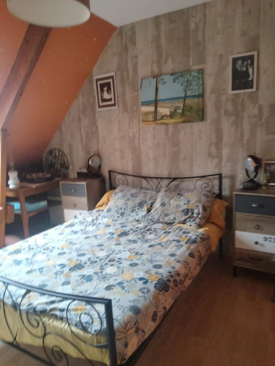 Bed, Bedroom
