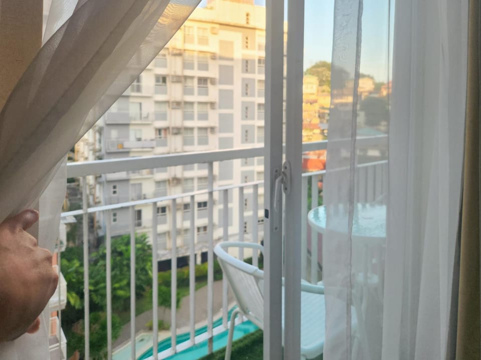 The Traveler's Haven Airbnb Apartment in Lapu-Lapu City