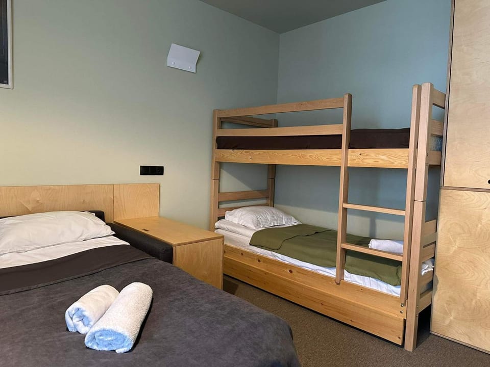 Bed, bunk bed