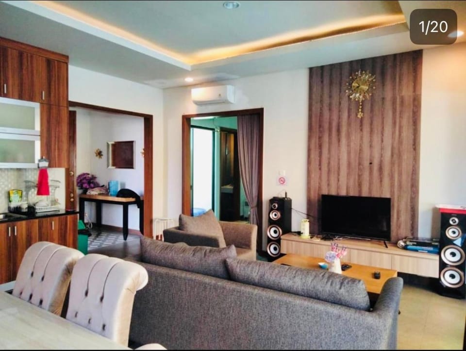 Vila Vimallahills 3bedroom plus 1bedroom dan Tendacamping, Privatepool, ayunan, bbq Bebas jam cekin, cekout sesuai jam cekin 24jam Villa in West Java