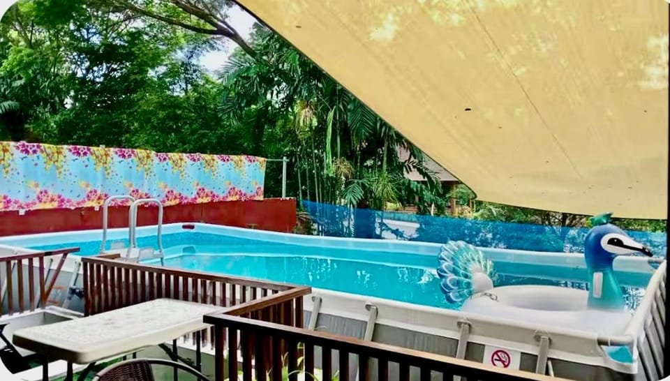 Vila Vimallahills 3bedroom plus 1bedroom dan Tendacamping, Privatepool, ayunan, bbq Bebas jam cekin, cekout sesuai jam cekin 24jam Villa in West Java