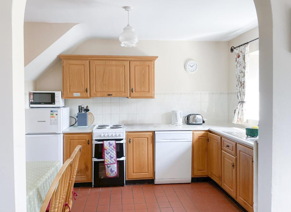Inish Holiday Cottage Kilmore by Trident Holiday Homes House in Ireland