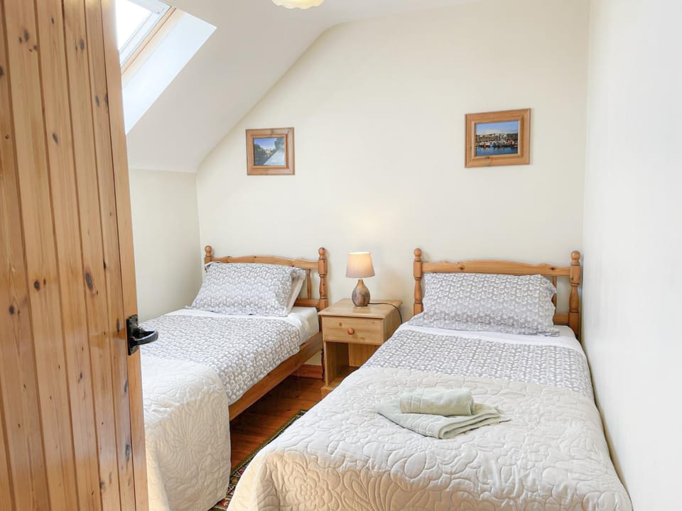 Inish Holiday Cottage Kilmore by Trident Holiday Homes House in Ireland