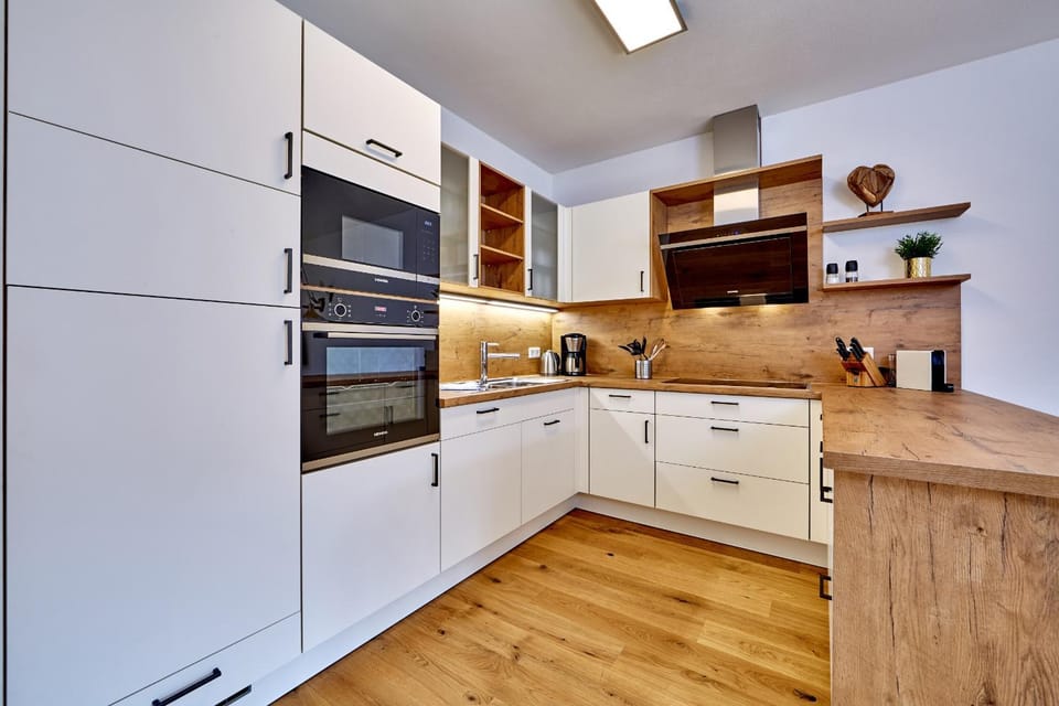 Kitchen or kitchenette, dishwasher, pet friendly, stove
