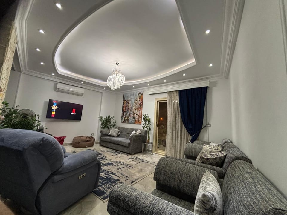 New Cairo Shared Apartment with the landlord close to airport garden view for males only or married couple because of the Egyptian Culture Apartment in New Cairo City