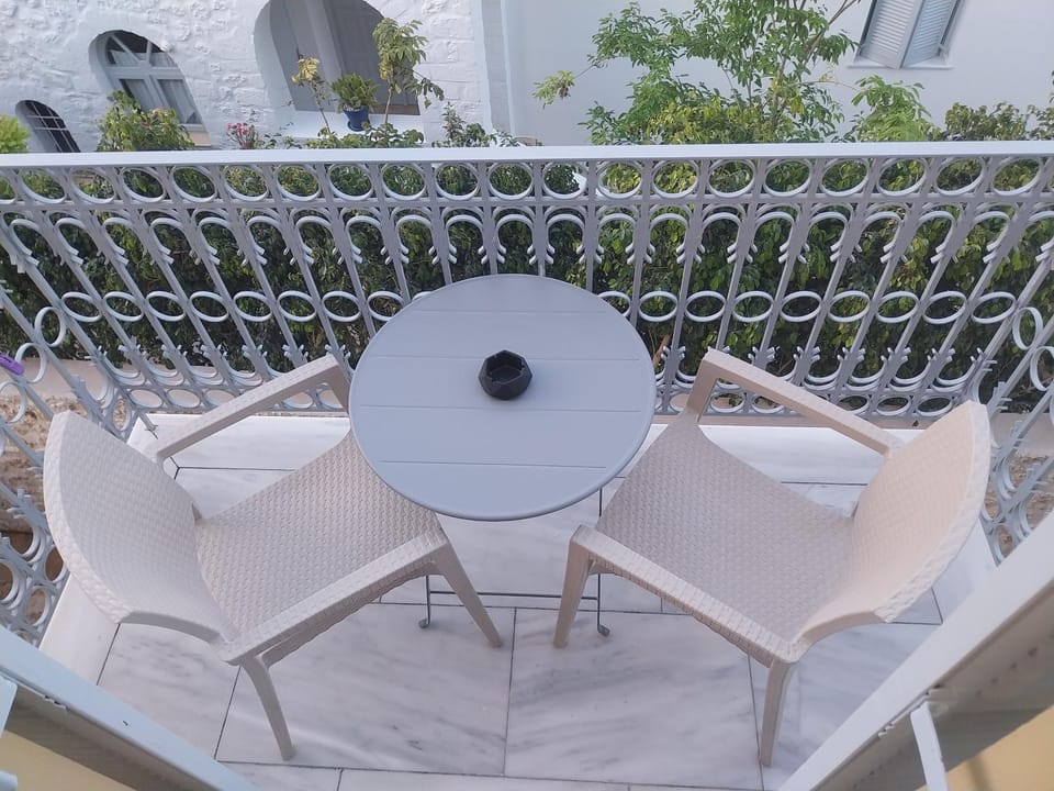 Patio, View (from property/room), Balcony/Terrace