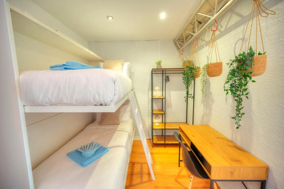 Cozy 2bedroom seafront apartment, balcony GOSLM-10 Apartment in Sliema