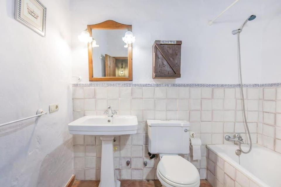 Bathroom, Bath