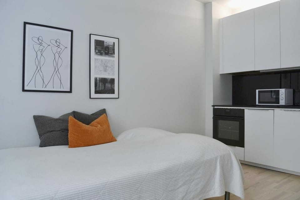 Bed, Photo of the whole room