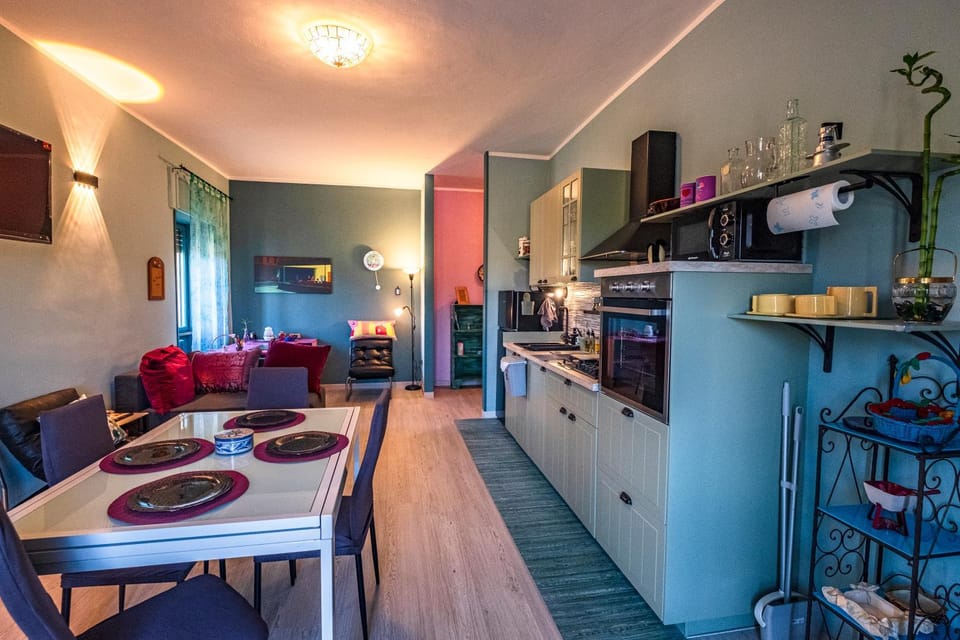 Casa Hopper 80mq parcheggio WiFi Apartment in Lazio