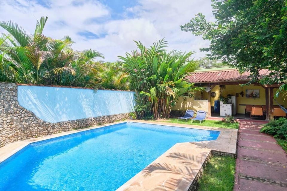 Casa linda em condomínio fechado House in Ubatuba