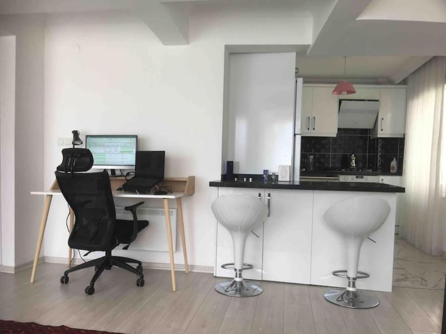 Castle81homes Red, sea view central flat Apartment in Marmaris