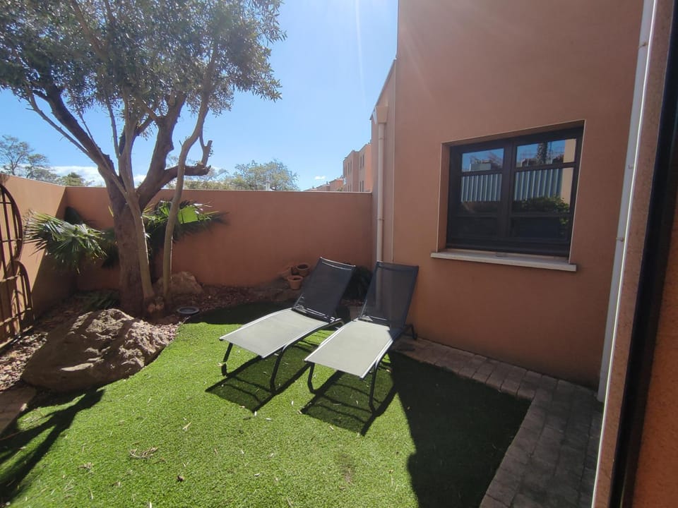 Chambre Rose Opale, Riad 9 Couple only au village naturiste Riad in Agde