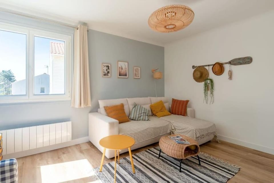 Library, TV and multimedia, Living room