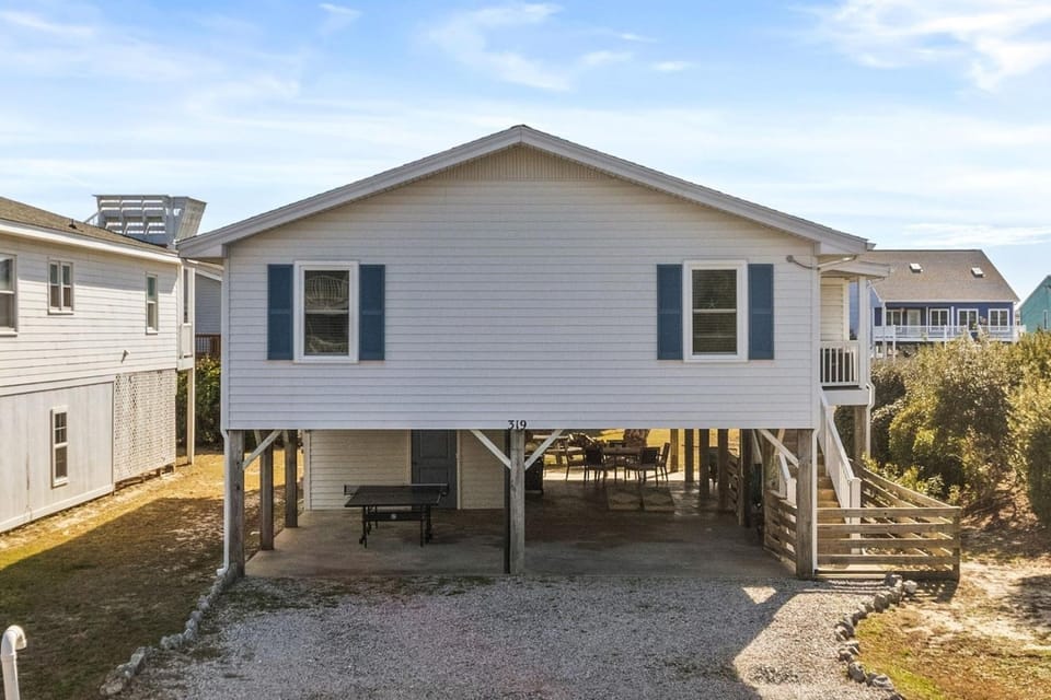 Dunebug Cottage 319 Sandpiper Lane home House in Holden Beach