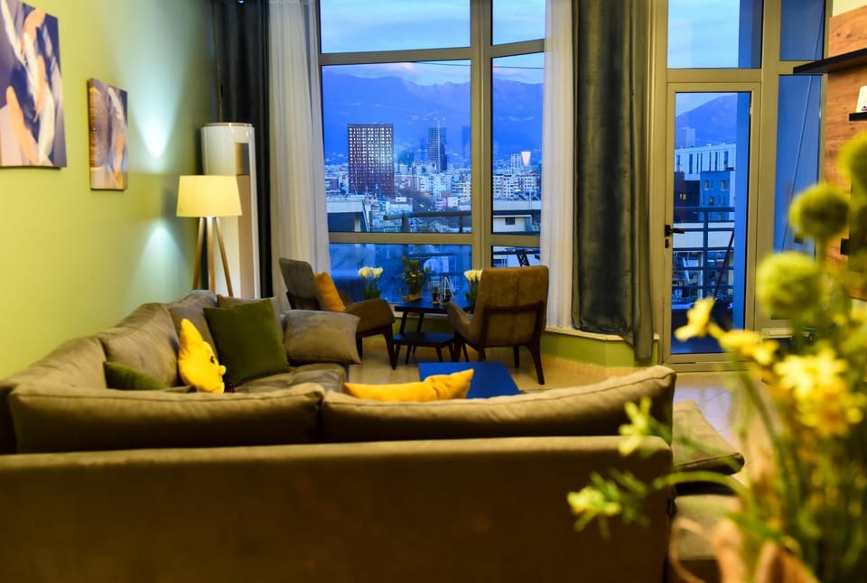 Living room, Seating area