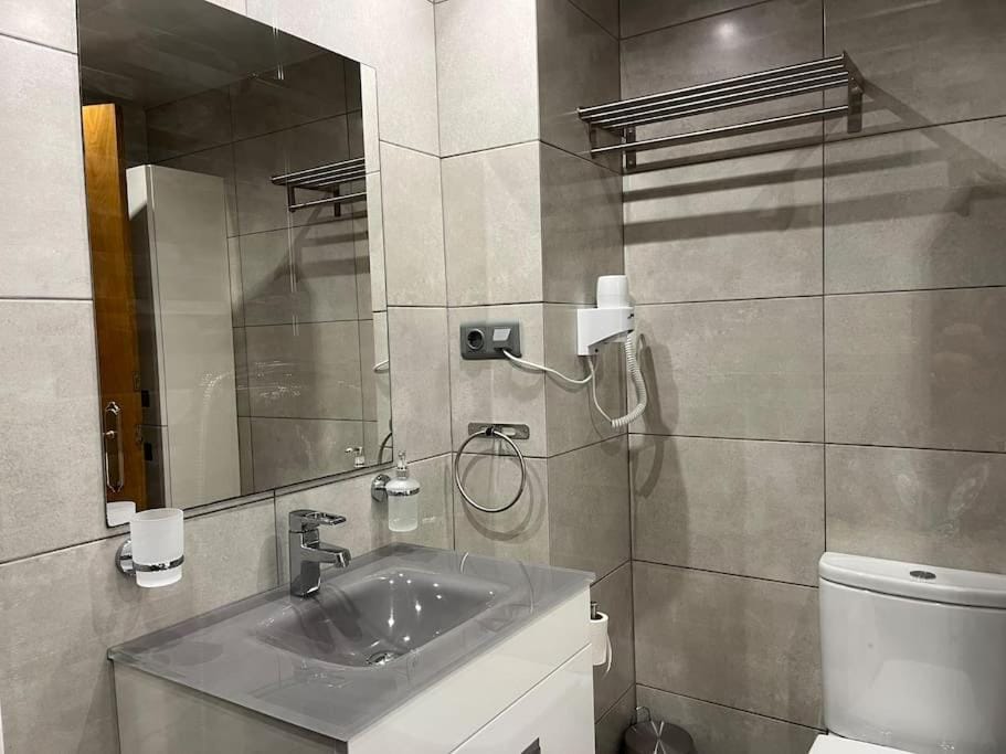Center-Pool-Relax-2bed-PortAventura-AA9 Apartment in Salou
