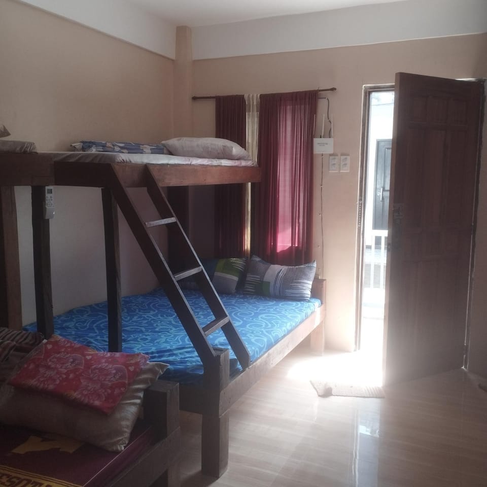 llaves trancient 3 Apartment in Nasugbu