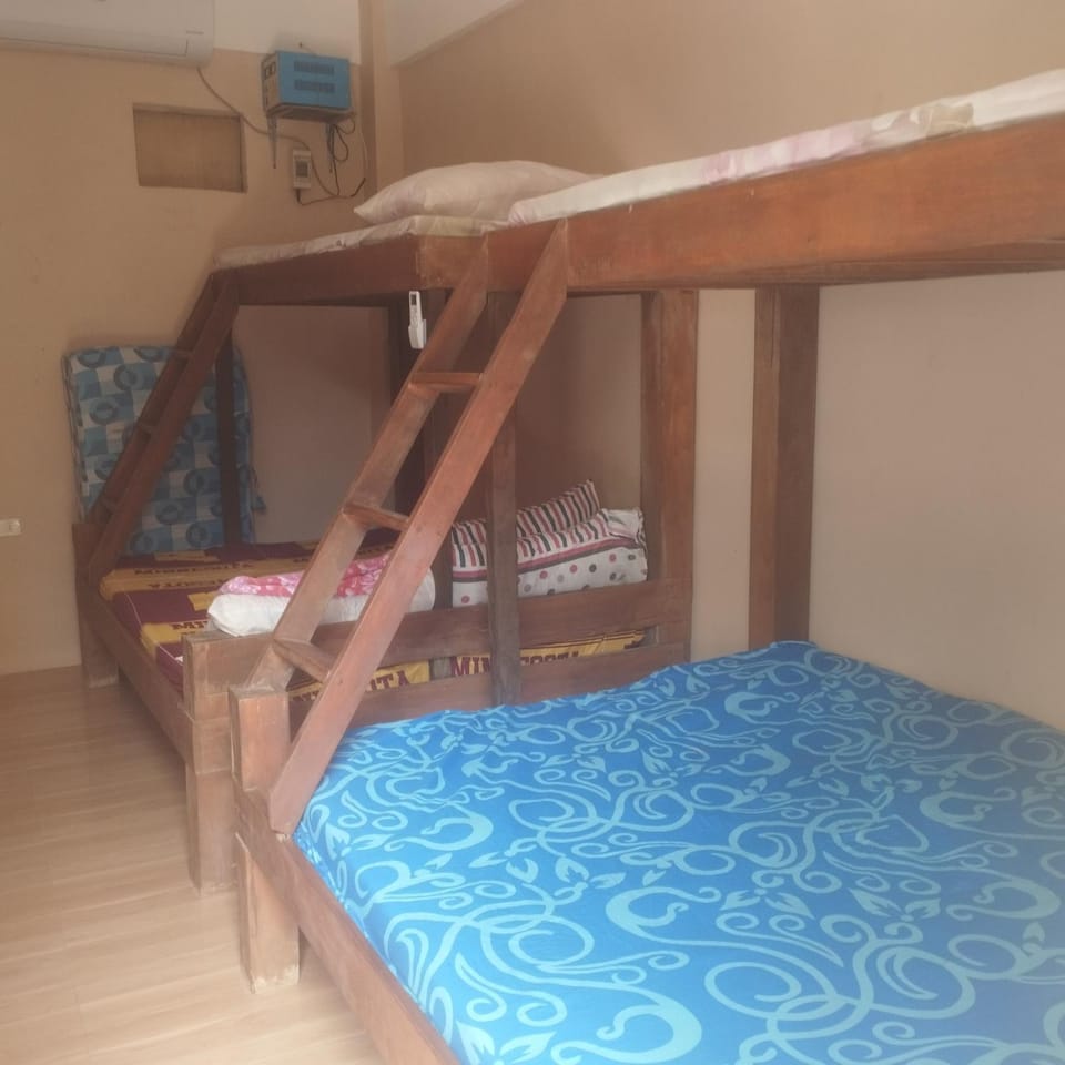 llaves trancient 3 Apartment in Nasugbu