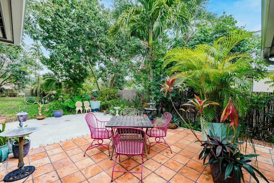 Patio, Garden view