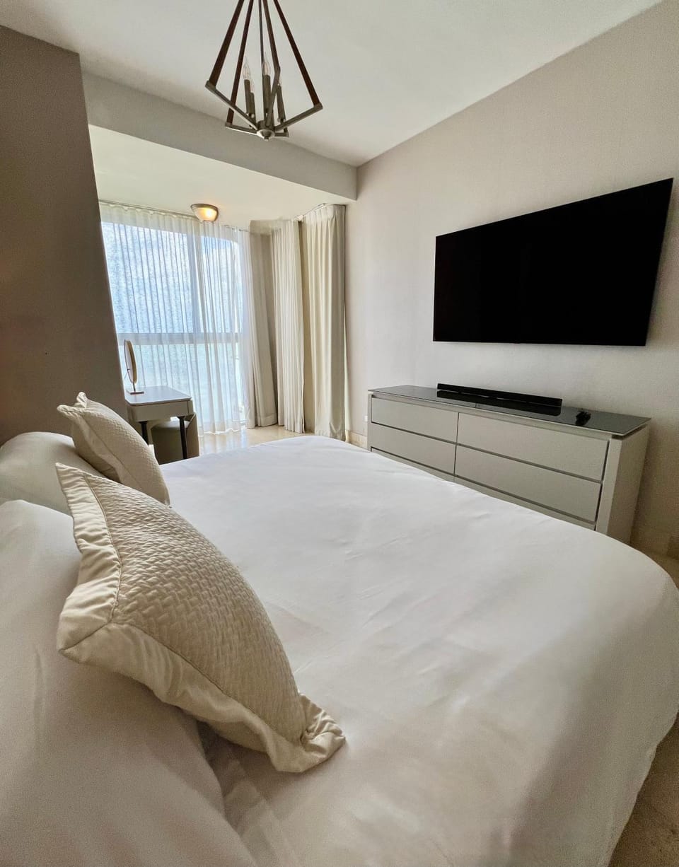 Bathroom, TV and multimedia, Bedroom, Sea view, wardrobe, dryer, air conditioner