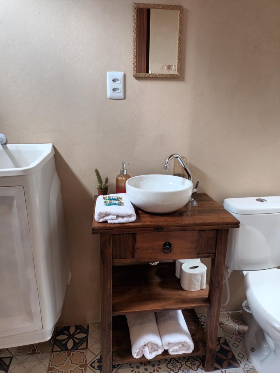 Toilet, Bathroom