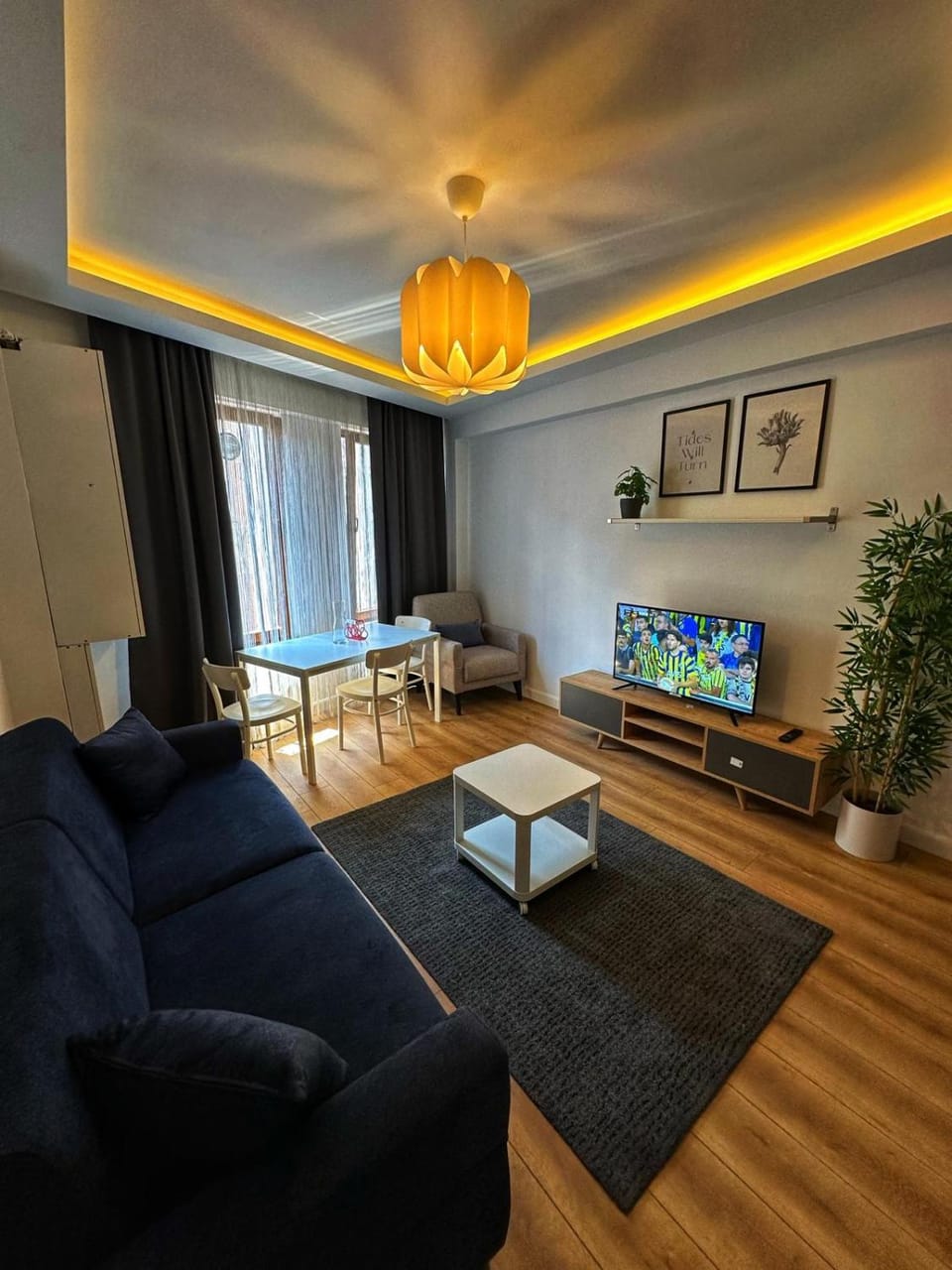 Communal lounge/ TV room, TV and multimedia, Living room, Seating area
