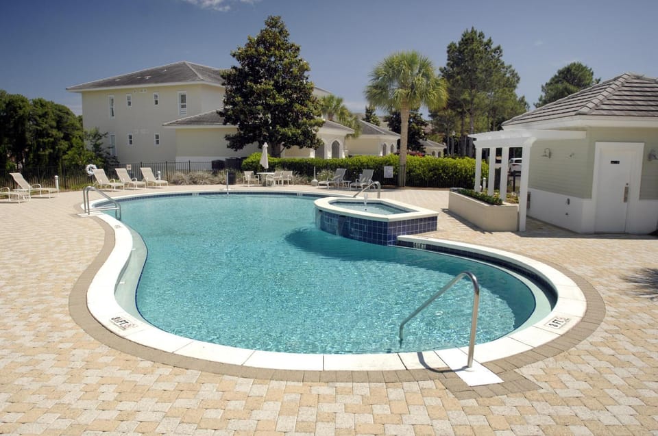 5377 Pine Ridge House in Miramar Beach