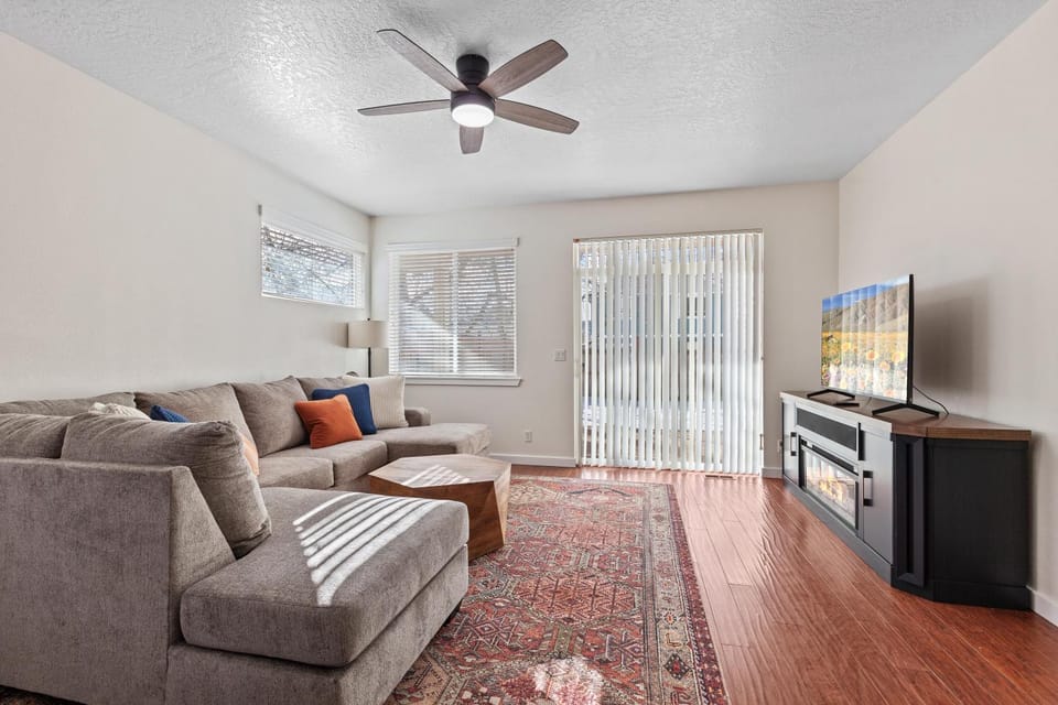 Downtown Yellow House in Coeur d' Alene ID House in Coeur dAlene