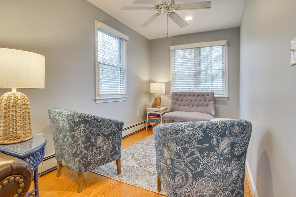 Fish, Golf & Relax Beachside: South Yarmouth Gem! House in South Yarmouth